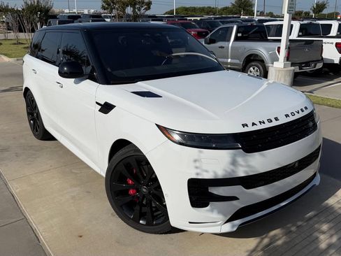 Used 2023 Land Rover Range Rover Sport SE Dynamic AWD/4WD image 4