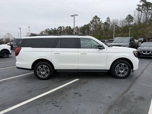 New 2026 Ford Expedition Max Active image 9