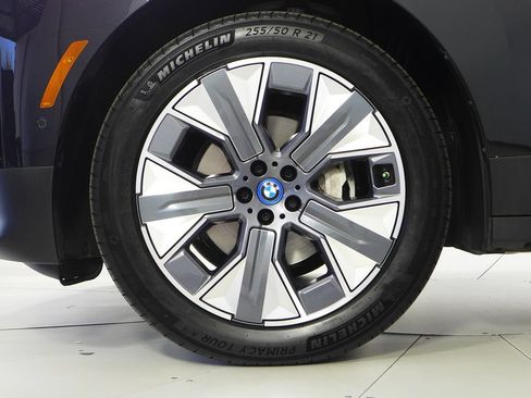 Certified 2024 BMW iX xDrive50 AWD/4WD image 5