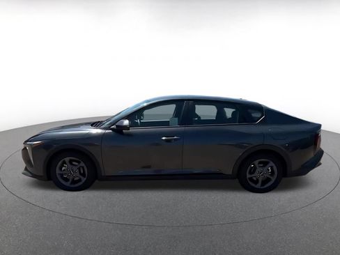 Used 2025 Kia K4 FWD image 8