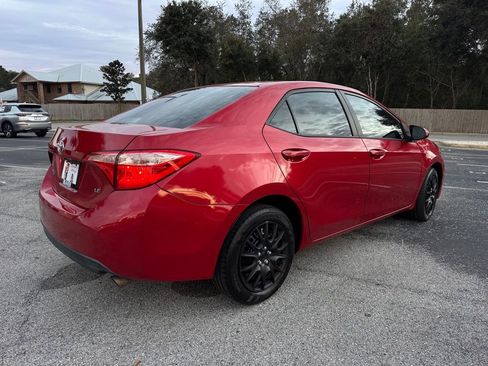 Used 2018 Toyota Corolla LE image 9