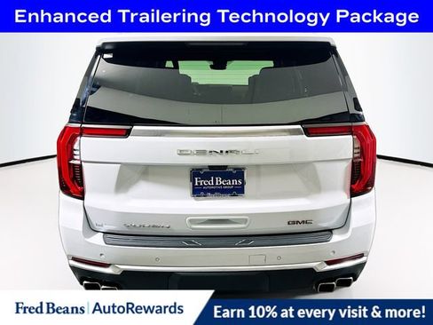 Used 2026 GMC Yukon Denali w/ Denali Reserve Package AWD/4WD image 7