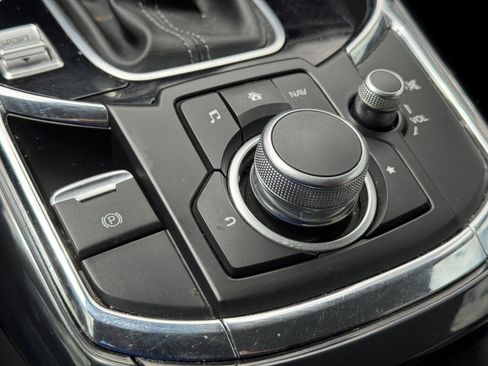 Used 2019 MAZDA CX-9 Touring FWD image 23