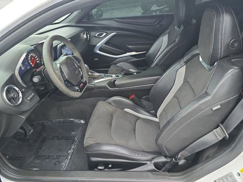 Certified 2021 Chevrolet Camaro SS image 21