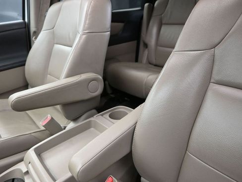 Used 2014 Honda Odyssey EX-L image 14