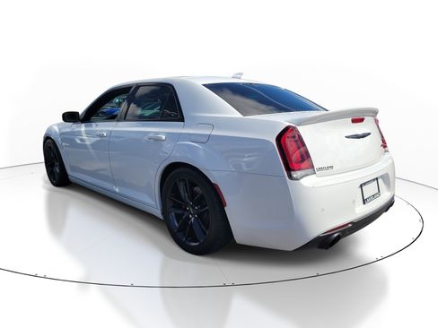 Used 2023 Chrysler 300 C RWD image 6