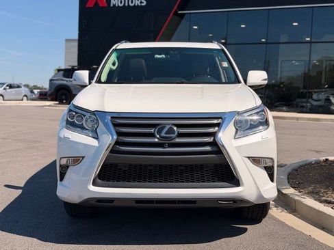 Used 2019 Lexus GX 460 Luxury AWD/4WD image 7
