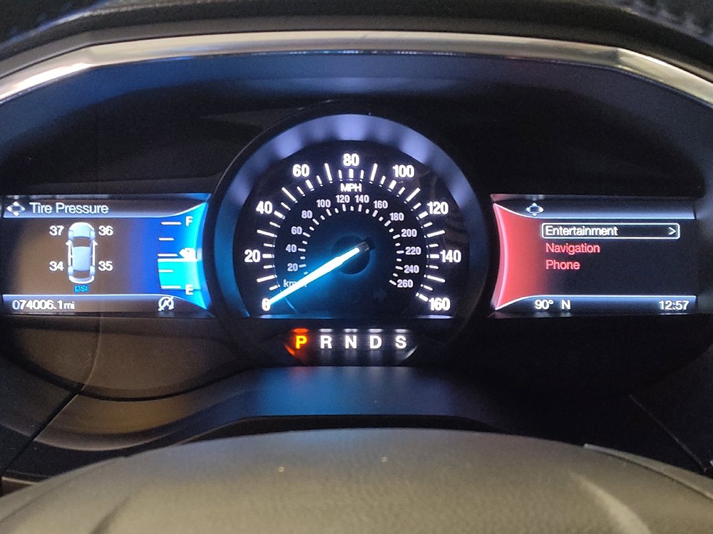 Used 2020 Ford Edge Titanium FWD image 23