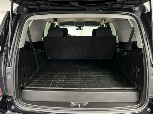 Used 2020 GMC Yukon SLE image 25