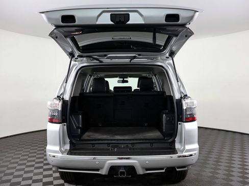 Used 2015 Toyota 4Runner Limited AWD/4WD image 14