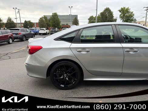 Used 2023 Honda Civic Sport image 7