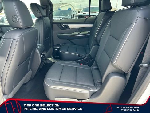 New 2026 Buick Enclave Preferred FWD image 11