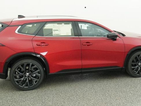 New 2026 Toyota Crown Signia image 3