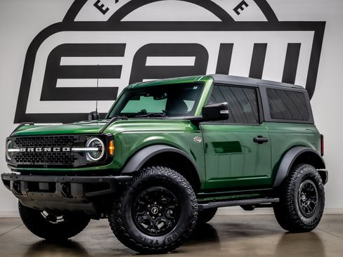 Used 2024 Ford Bronco Wildtrak AWD/4WD image 1