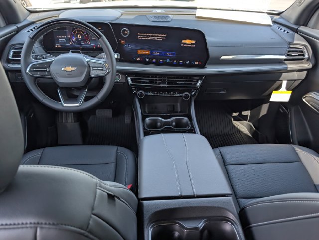 New 2027 Chevrolet Traverse LT w/ Enhanced Driving Package FWD image 5