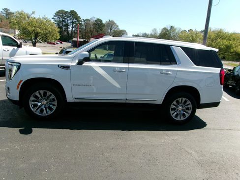 Used 2025 GMC Yukon Denali image 6