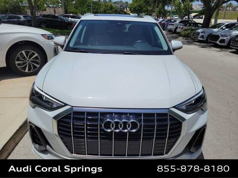 Used 2022 Audi Q3 2.0T Premium w/ Convenience Package AWD/4WD image 6