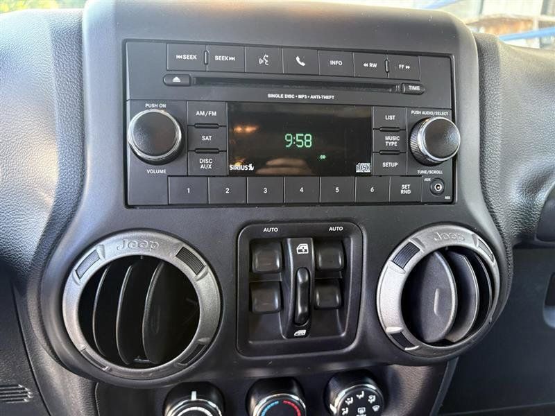 Used 2016 Jeep Wrangler Unlimited Sport w/ Quick Order Package 24S AWD/4WD image 14