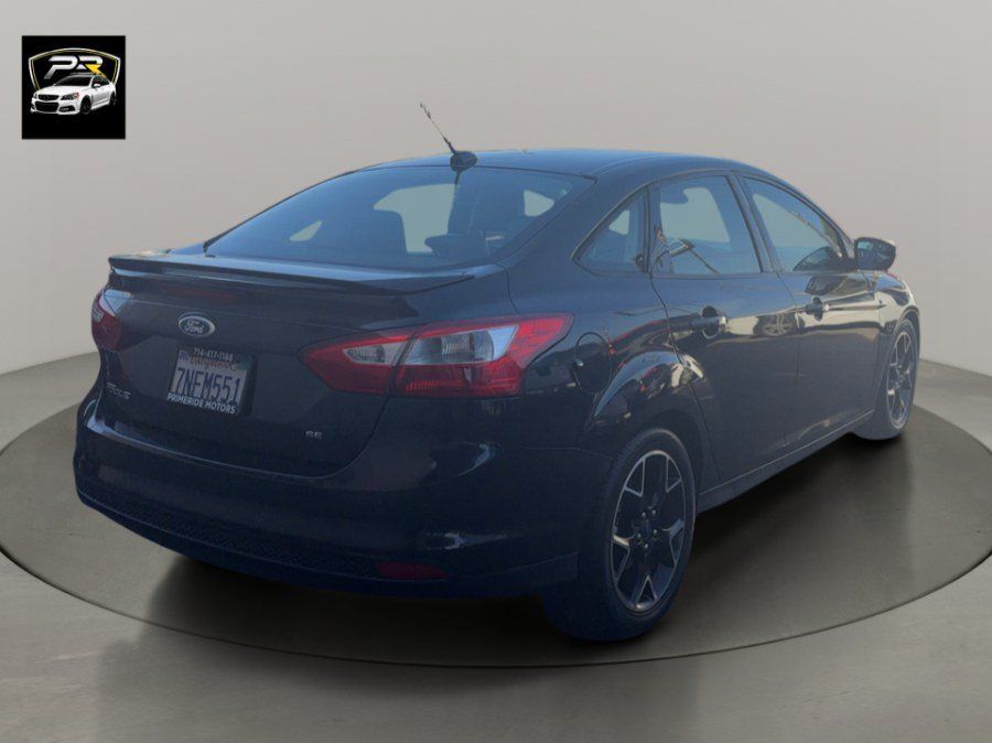 Used 2014 Ford Focus SE w/ Equipment Group 201A FWD image 5