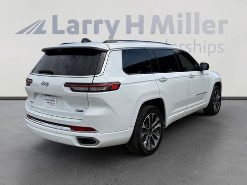 Used 2023 Jeep Grand Cherokee L Overland w/ Advanced Protech Group III AWD/4WD image 5