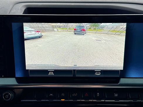 Used 2024 Chevrolet Silverado 1500 RST w/ Protection Package image 13