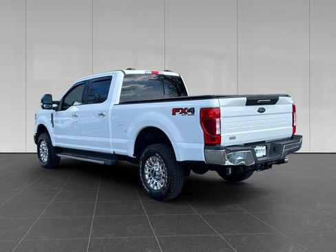 Used 2021 Ford F250 XLT w/ XLT Premium Package image 3