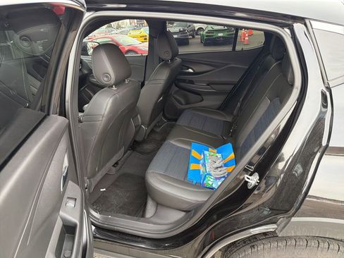 Certified 2025 Buick Envista Preferred w/ Convenience II Package image 7