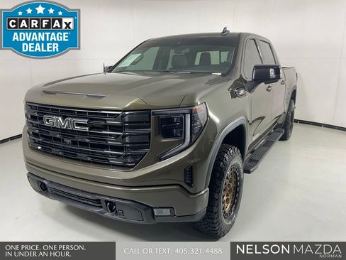 Used 2023 GMC Sierra 1500 Elevation w/ Elevation Premium Package AWD/4WD image 1