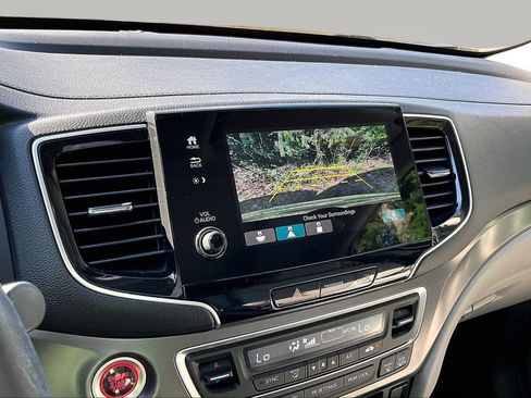 Used 2020 Honda Pilot EX-L image 11