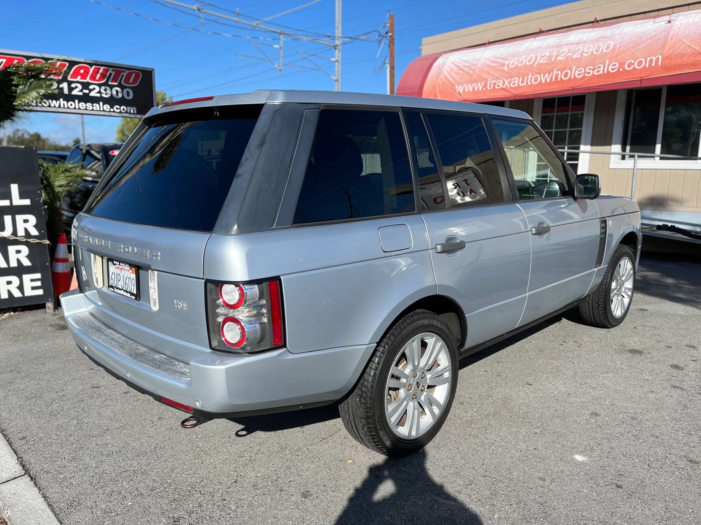 Used 2011 Land Rover Range Rover HSE LUX AWD/4WD image 7