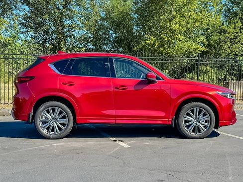 Certified 2025 MAZDA CX-5 Signature AWD/4WD image 2