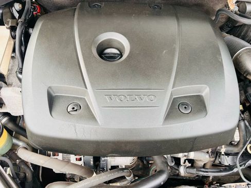 Used 2016 Volvo S80 T5 w/ Convenience Package image 39