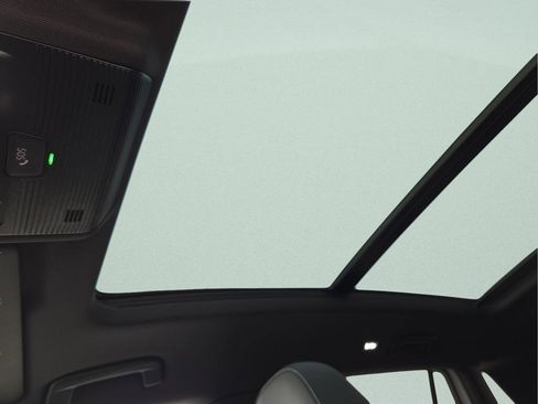 New 2026 Volkswagen Tiguan SE R-Line image 19