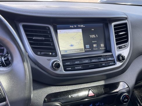 Used 2016 Hyundai Tucson Limited w/ Option Group 03 AWD/4WD image 25
