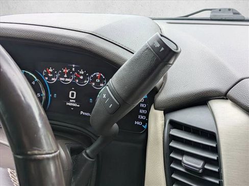 Used 2018 GMC Yukon XL Denali w/ Denali Ultimate Package AWD/4WD image 13
