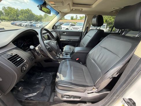 Used 2015 Ford Flex Limited w/ Equipment Group 302A AWD/4WD image 10