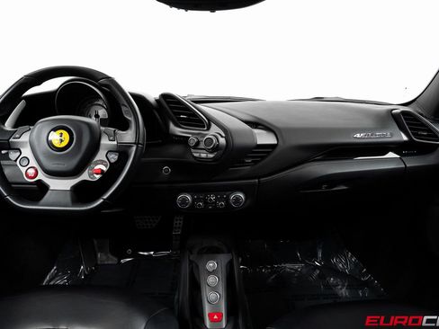 Used 2016 Ferrari 488 GTB image 27