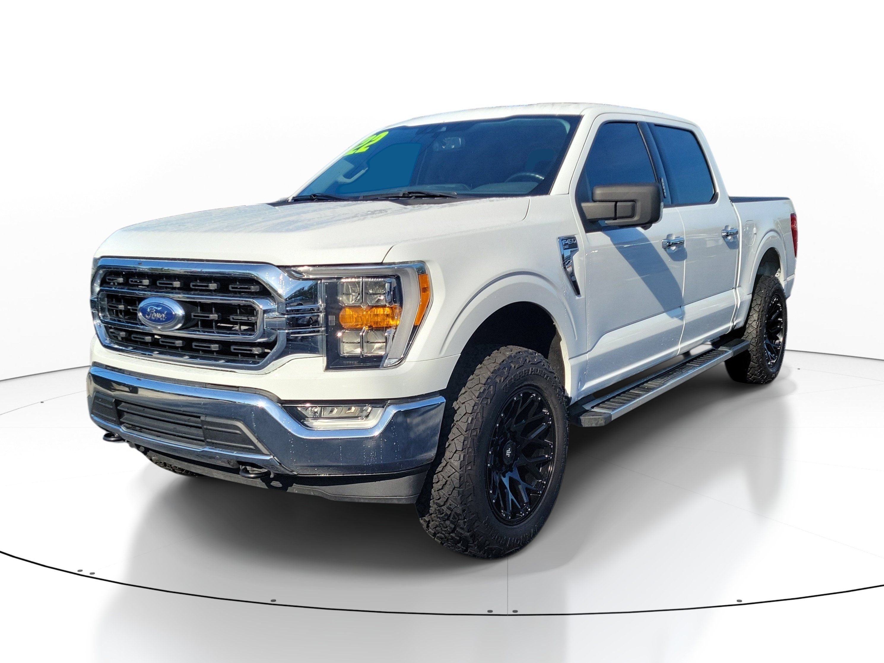 Used 2022 Ford F150 XLT w/ Equipment Group 302A High AWD/4WD image 3