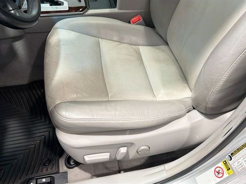 Used 2012 Toyota Camry XLE FWD image 14