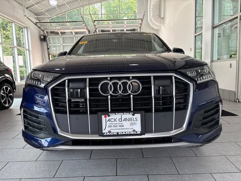 Used 2023 Audi Q7 2.0T Premium Plus AWD/4WD image 2