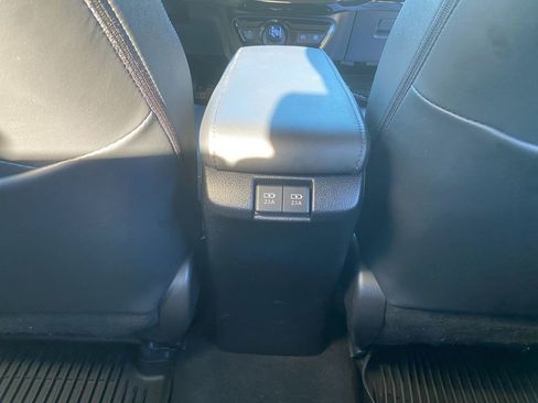 Used 2022 Toyota Prius XLE image 26