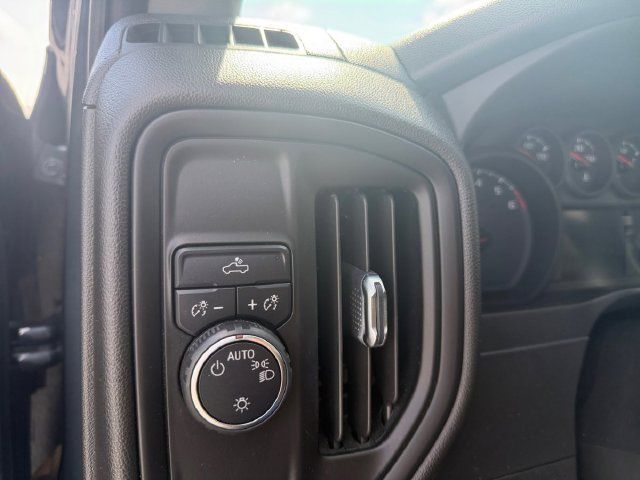 Used 2020 Chevrolet Silverado 1500 Custom w/ Custom Value Package RWD image 12