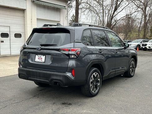 Certified 2025 Subaru Forester Premium AWD/4WD image 5