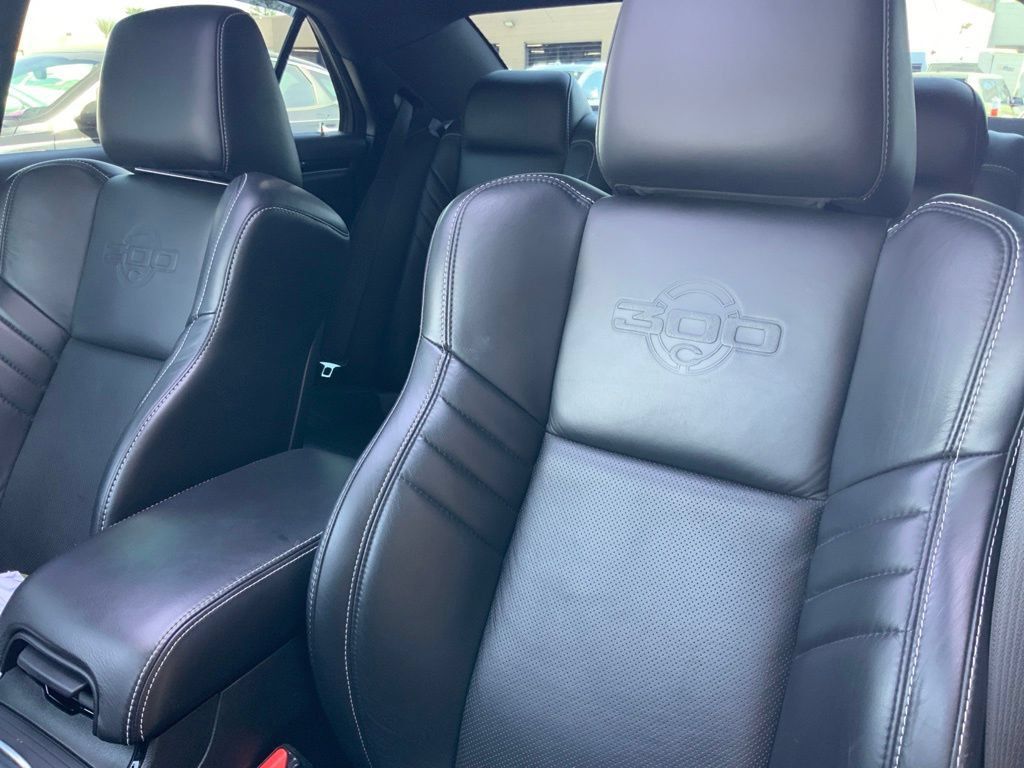 Certified 2023 Chrysler 300 C RWD image 13