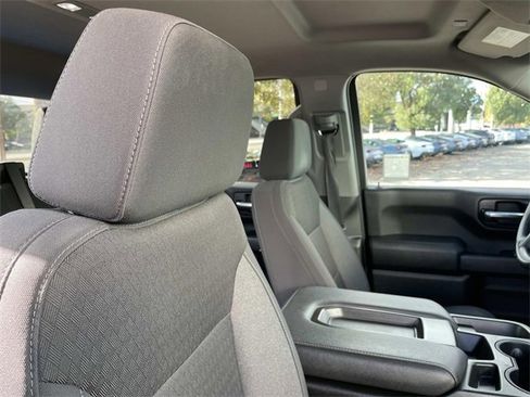 Used 2022 Chevrolet Silverado 1500 Custom image 34