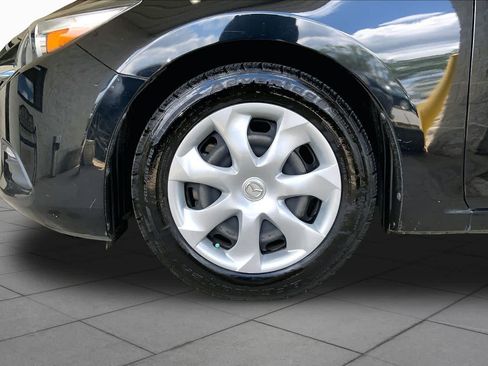 Used 2018 MAZDA MAZDA3 Sport FWD image 11