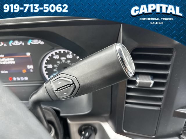 New 2026 Ford F550 2WD Regular Cab Super Duty image 31