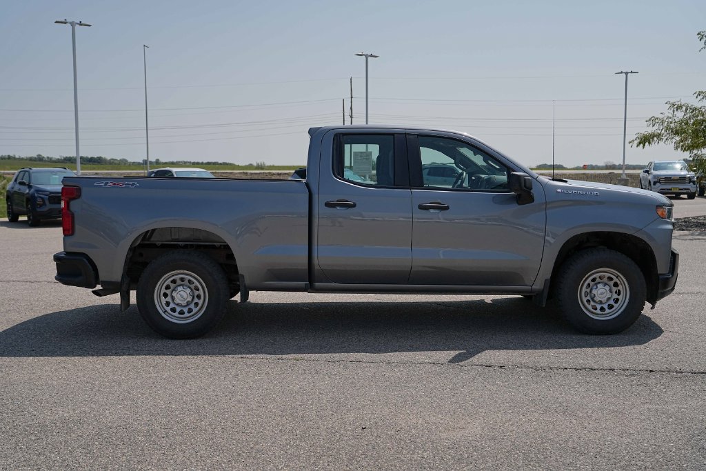Used 2021 Chevrolet Silverado 1500 W/T w/ WT Fleet Convenience Package AWD/4WD image 6