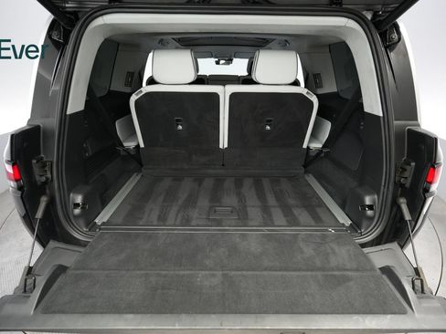Used 2023 Rivian R1S Adventure AWD/4WD image 8