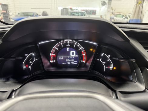 Used 2018 Honda Civic Sport image 25